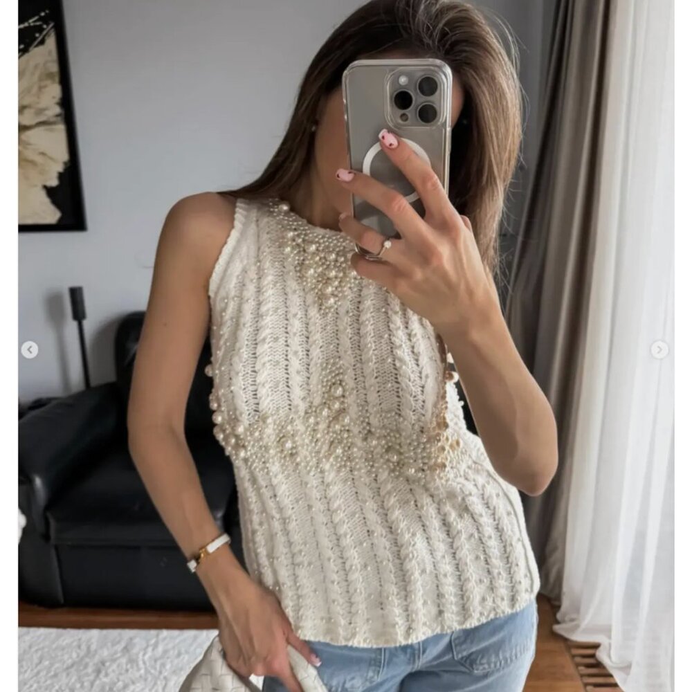 Zara Knit Top Sleeveless Vest With Faux Pearls Ecru White Cream S M 2142/194 NWT